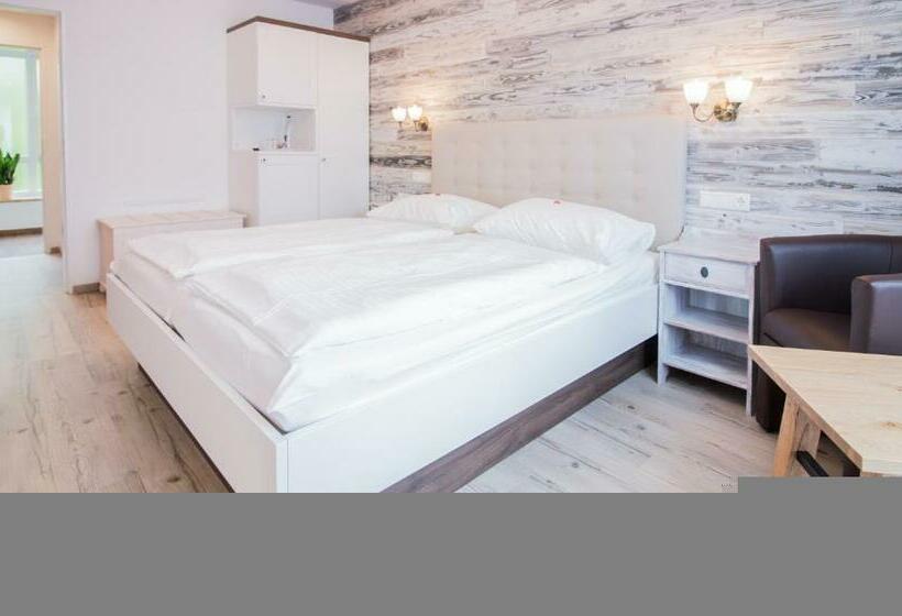 스탠다드 룸, Diana Garni