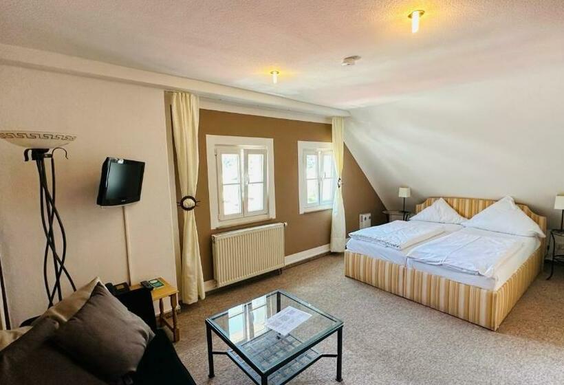 Номер Стандарт, Erbgericht