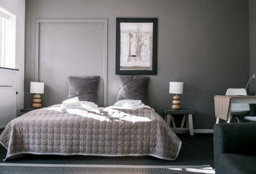 家庭间, Gl. Brydegaard