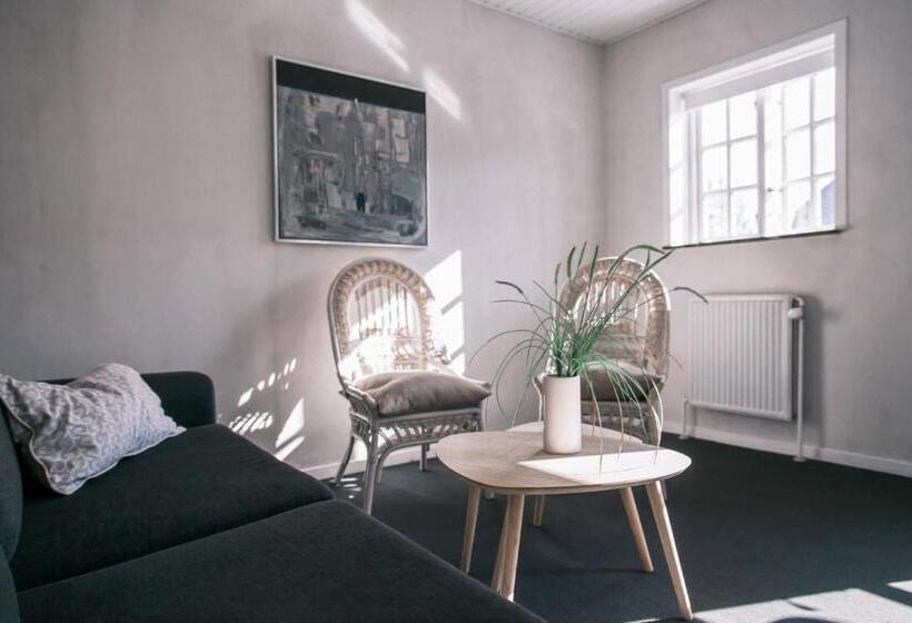 家庭间, Gl. Brydegaard