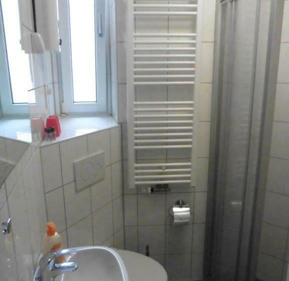 标准间, Gastehaus Grupello