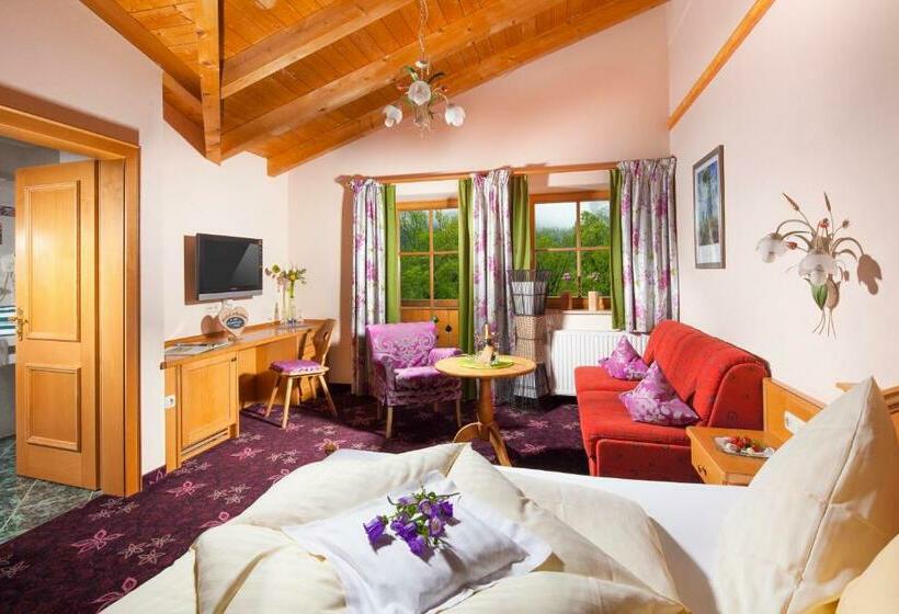 חדר סטנדרט, Hindenburglinde