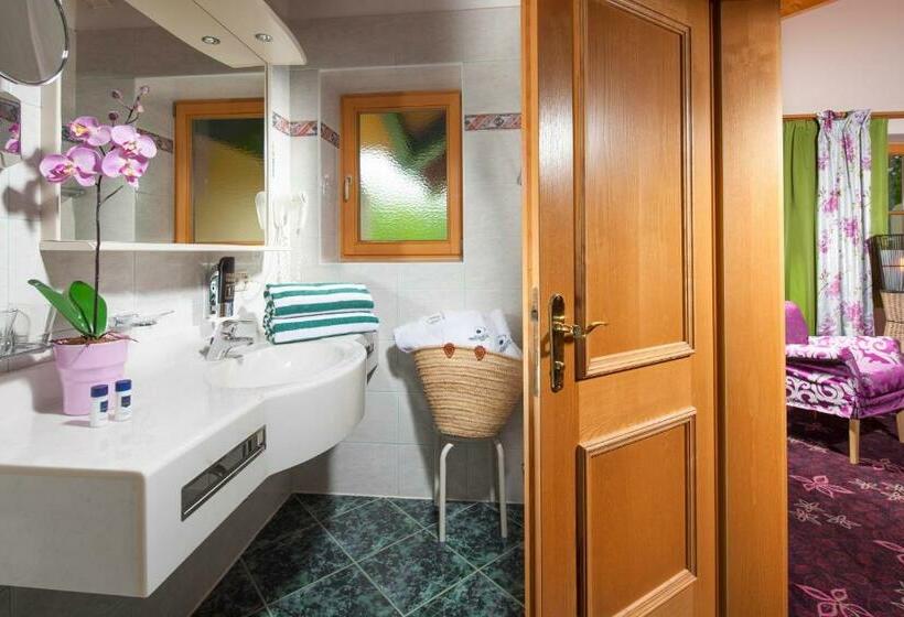 חדר סטנדרט, Hindenburglinde