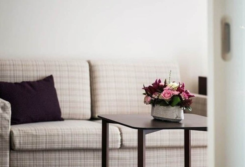 جناح, Konig Albert