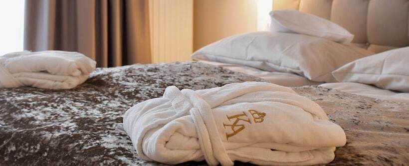 جناح, Konig Albert