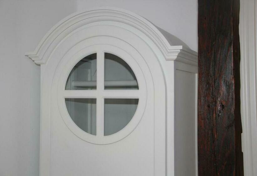 חדר סטנדרט עם מרפסת, Lili Marleen