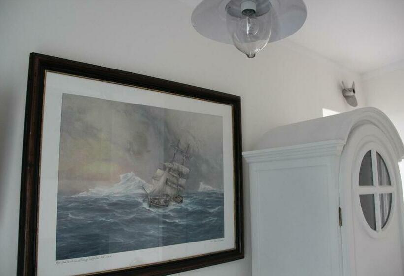 חדר סטנדרט עם מרפסת, Lili Marleen