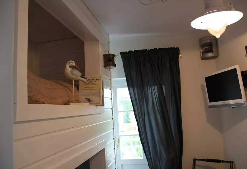 Standard-huone, Lili Marleen