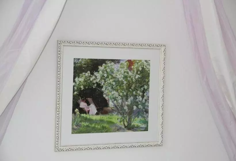 Standard-huone, Lili Marleen