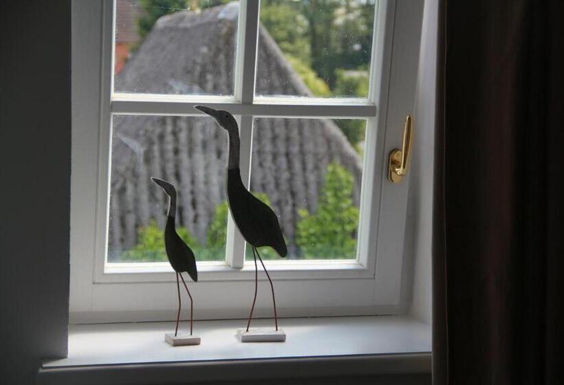 חדר משפחתי, Lili Marleen