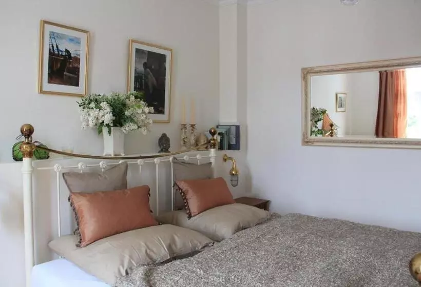 Premium-huone, Lili Marleen