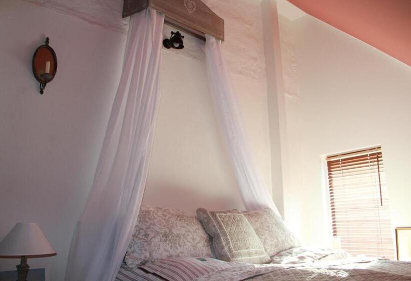 בית, חדר שינה 1, Lili Marleen