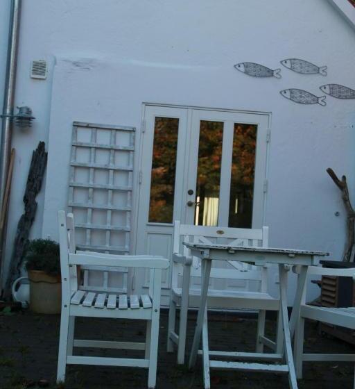 בית, חדר שינה 1, Lili Marleen