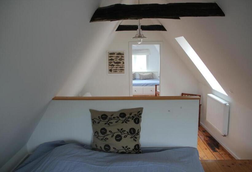 בקתה, Lili Marleen