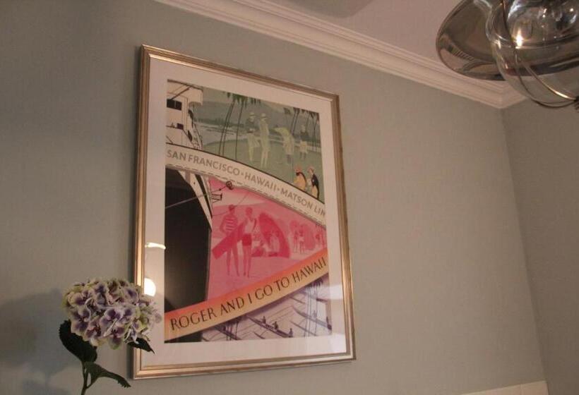 חדר פרמיום, Lili Marleen