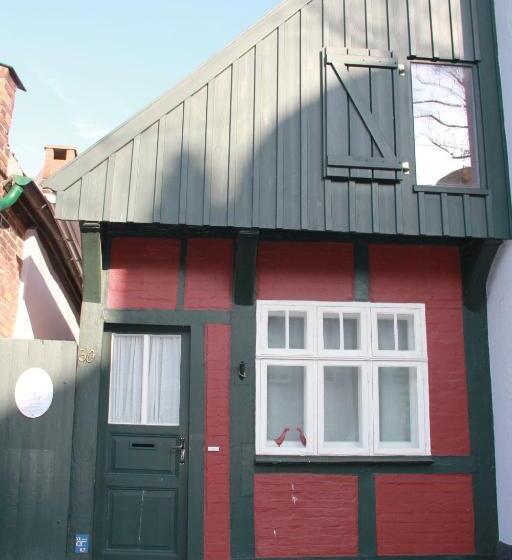 בית, חדר שינה 1, Lili Marleen