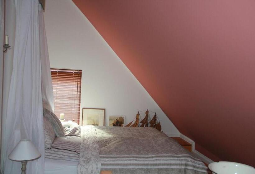 בית, חדר שינה 1, Lili Marleen