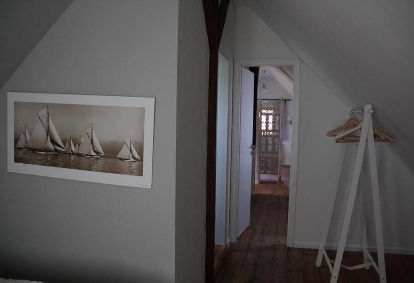 דירת משפחה, Lili Marleen