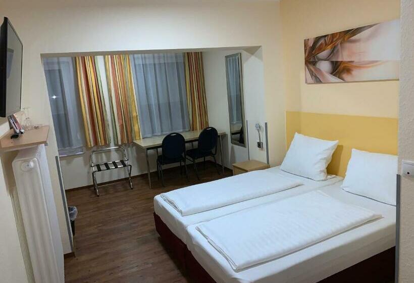 스탠다드 룸, National