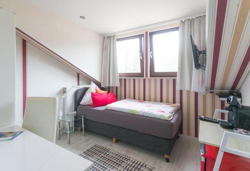 スタンダードシングルルーム, Oberkasseler Hof Bonn