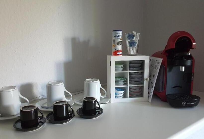 スタンダードトリプルルーム, Oberkasseler Hof Bonn