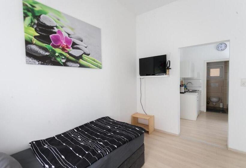 １階の１ベッドルームアパートメント, Oberkasseler Hof Bonn