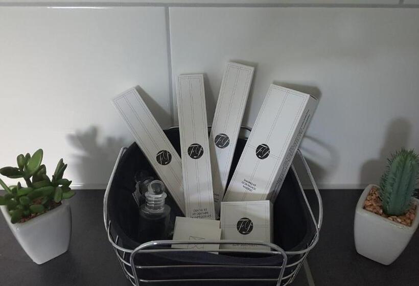 ２ベッドルームアパートメント, Oberkasseler Hof Bonn