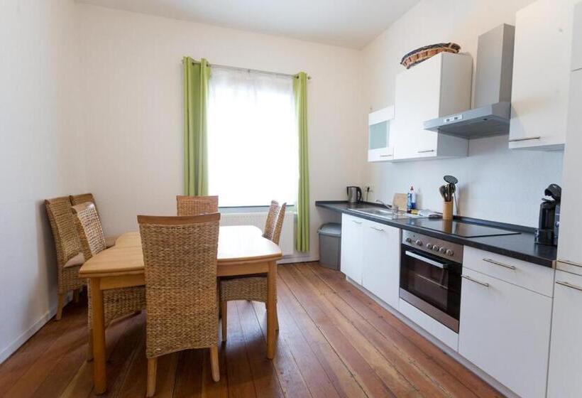 ２ベッドルームアパートメント, Oberkasseler Hof Bonn