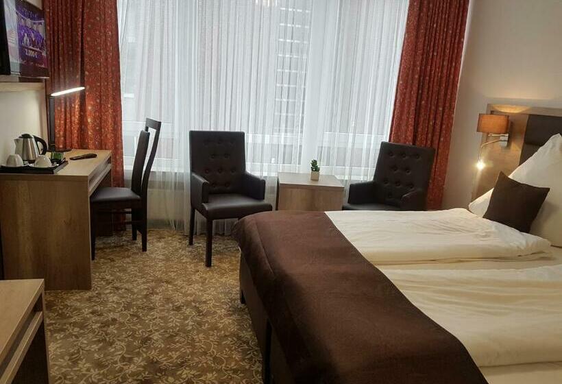 חדר סטנדרט יחיד, Park