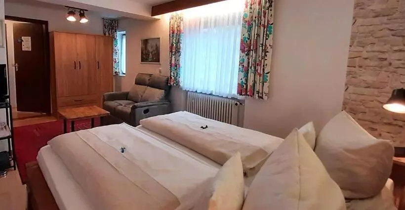 اتاق استاندارد, Pension   Heidelberg