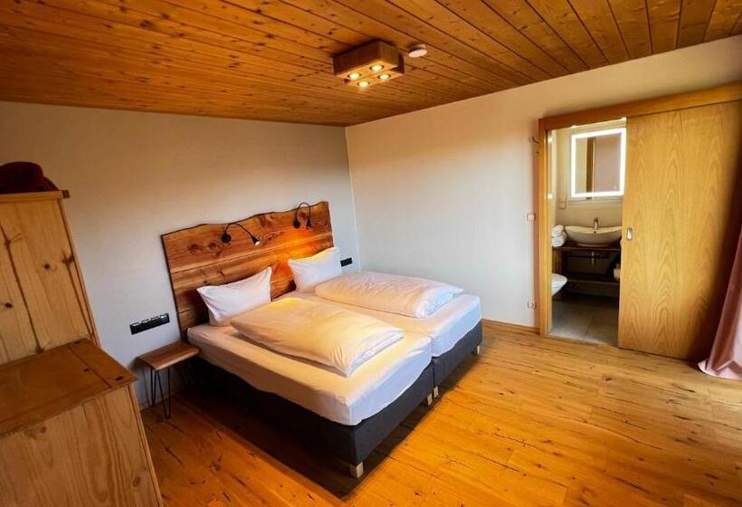 Апартаменты 1 Спальня с Балконом, Boutique Hotel And Apartments Pension Sternen