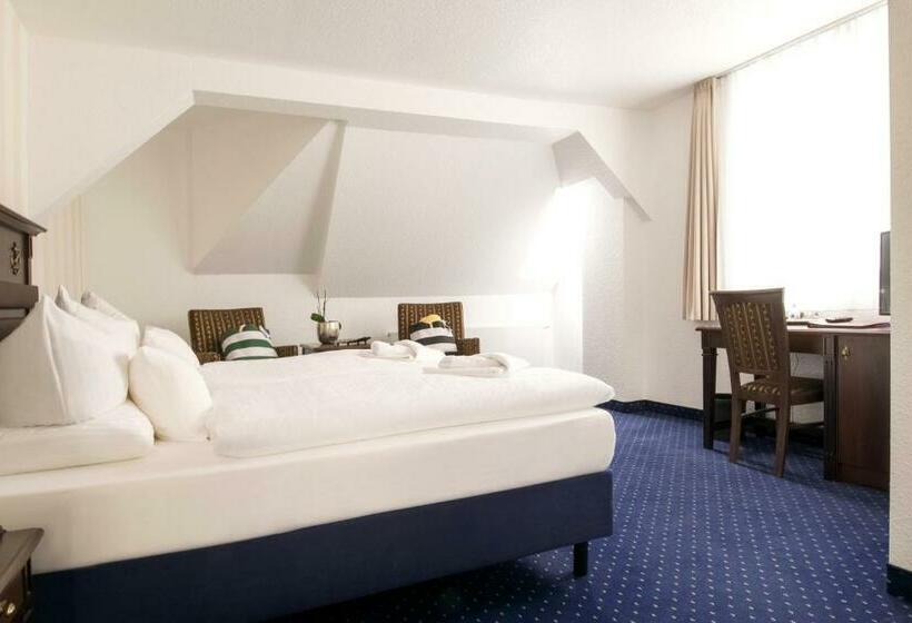 阁楼房, Promenadenhotel Admiral