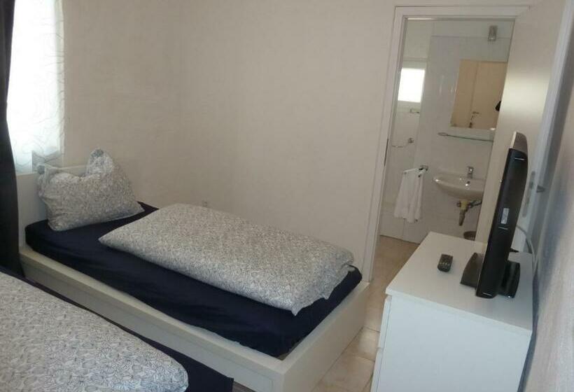 غرفة قياسية, Relax