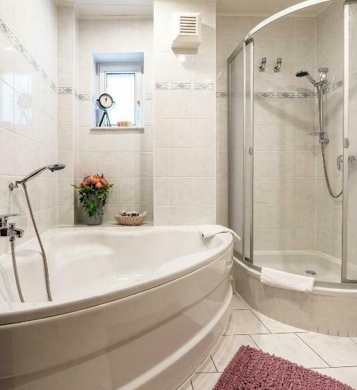 스위트, & Restaurant Stadt Genthin