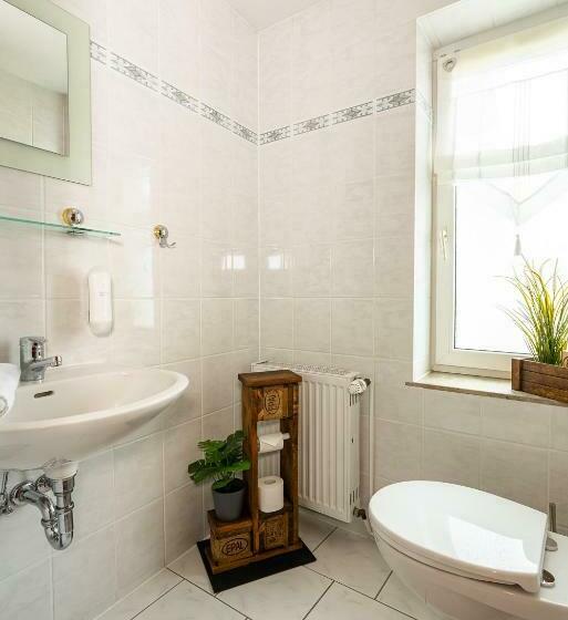 스위트, & Restaurant Stadt Genthin