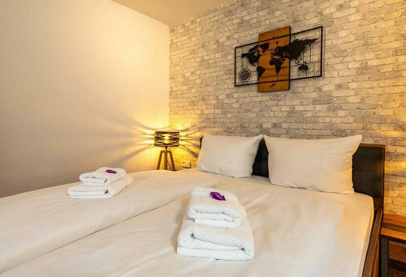 스위트, & Restaurant Stadt Genthin