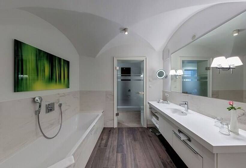 Номер Deluxe, Romantik Hotel Burgkeller Residenz Kerstinghaus