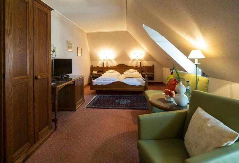 غرفة كومفورت, Und Weinhaus Zum Krug