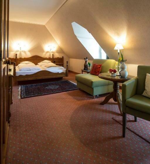 חדר קומפורט, Und Weinhaus Zum Krug