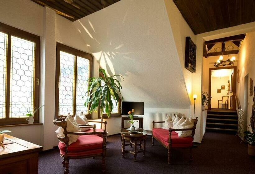 חדר קומפורט, Und Weinhaus Zum Krug