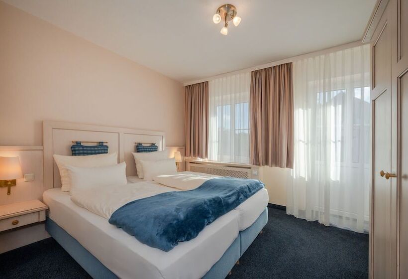 Люкс, Vineta Strandhotels