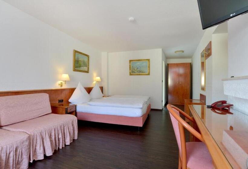 수피리어 룸, Zehnthof