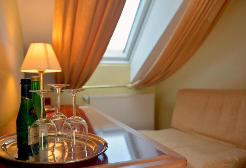 컴포트 룸, Zehnthof