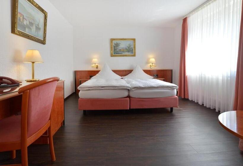 스탠다드 트리플 룸, Zehnthof