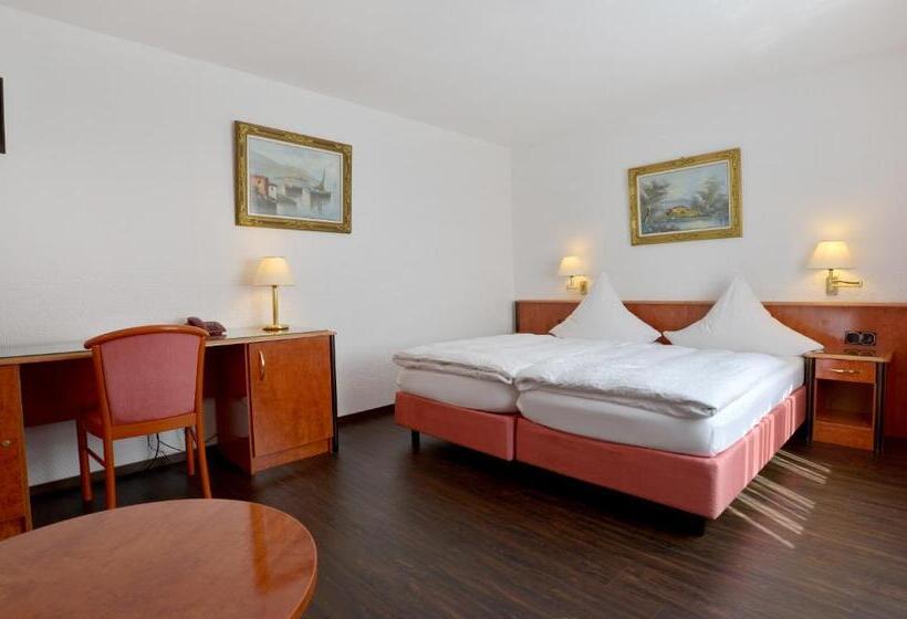 스탠다드 트리플 룸, Zehnthof