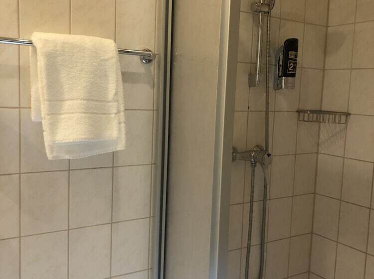 Camera Standard, Zum Kaffeekännchen