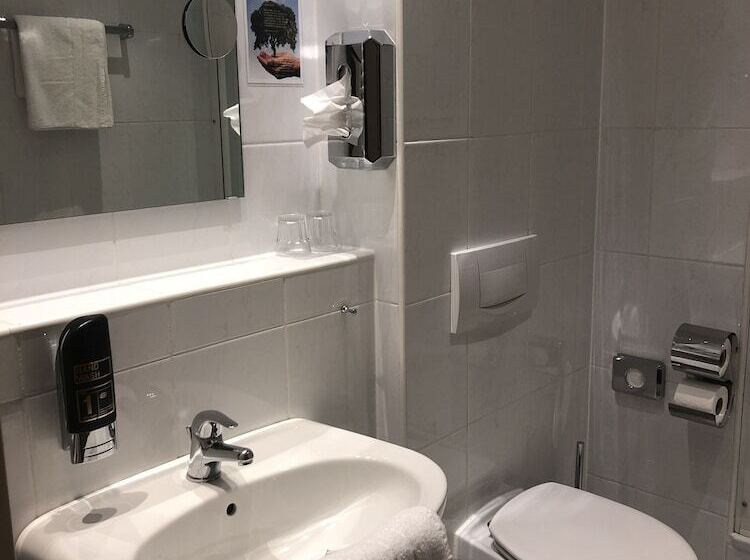 Camera Standard, Zum Kaffeekännchen