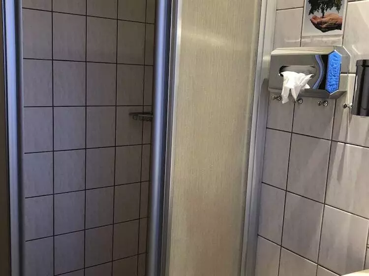 スタンダード４人部屋, Zum Kaffeekännchen