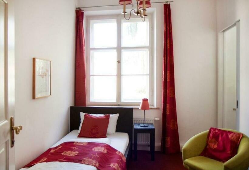 חדר יחיד בסיסי, Naturschlosshotel Blumenthal