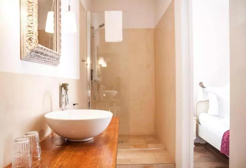 اتاق استاندارد با بالکن, Naturschlosshotel Blumenthal